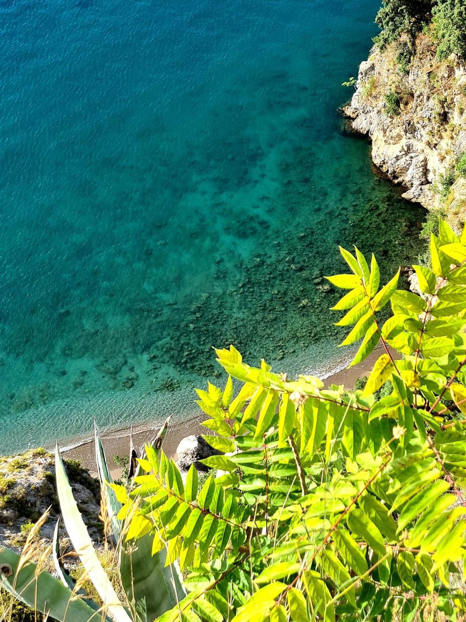 Le Due Sorelle Vietri sul Mare Exterior photo